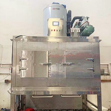 鸿运国际5吨不锈钢片冰机交付广州某食品厂使用